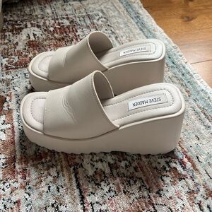 Steve Madden platform wedge sandal
